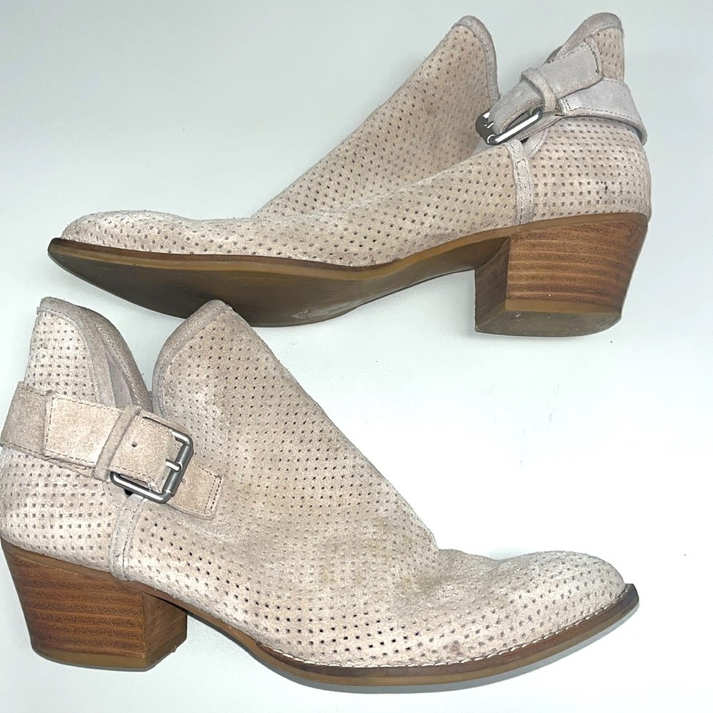 Dolce Vita tan booties leather size 8